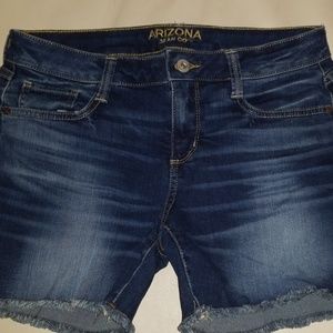 Shorts (SIZE 7)